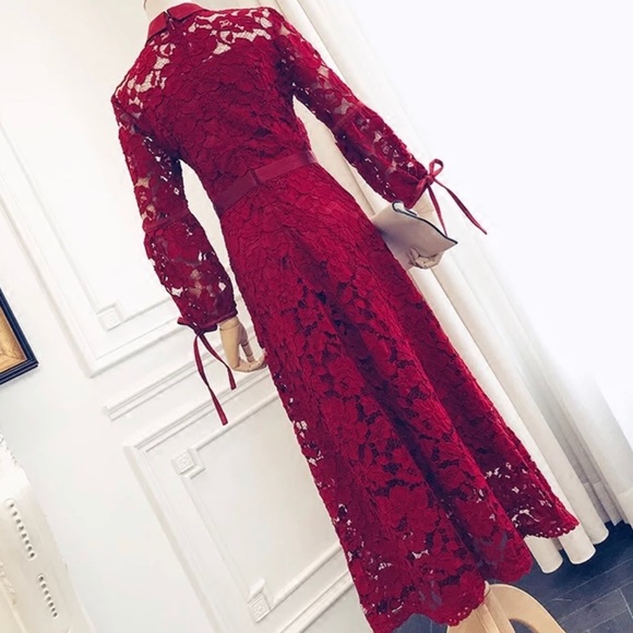 Red dress - Picture 3 of 4